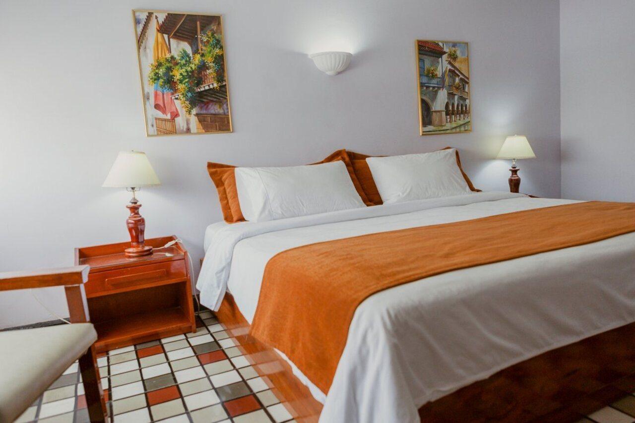 Hotel Bahia Cartagena Bagian luar foto