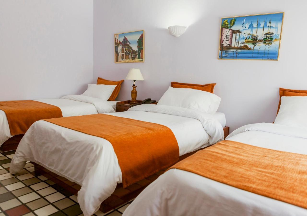 Hotel Bahia Cartagena Bagian luar foto