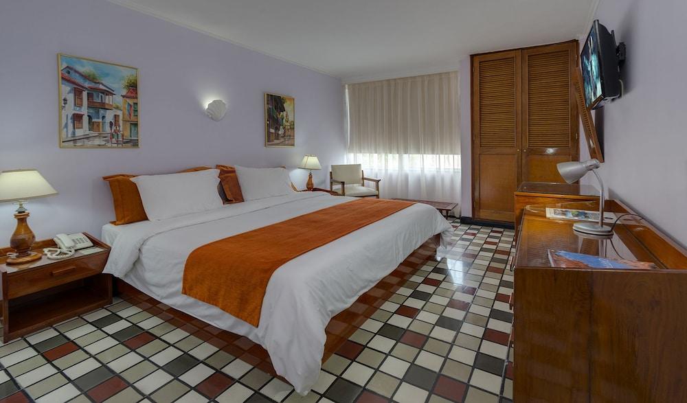 Hotel Bahia Cartagena Bagian luar foto