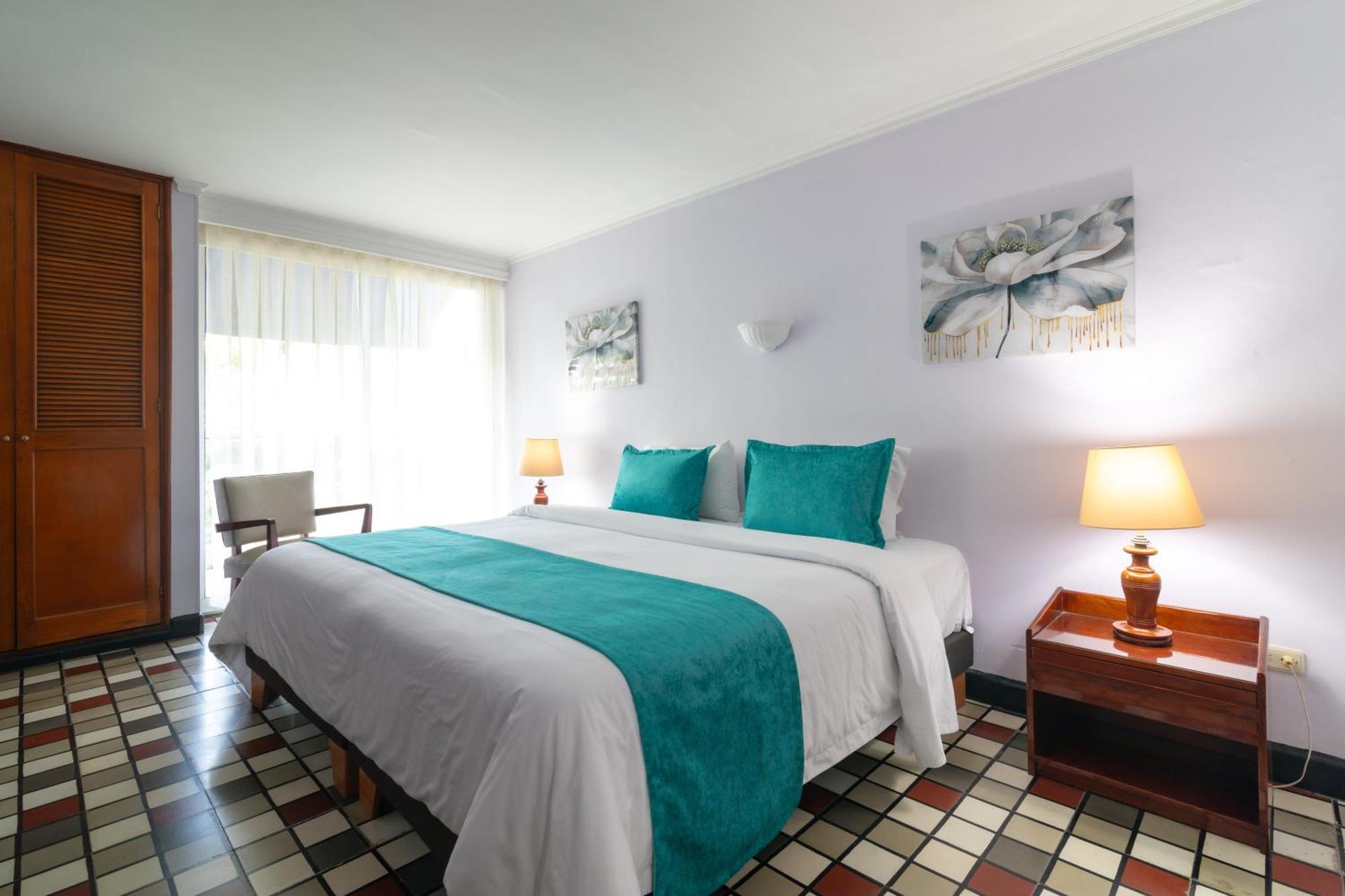 Hotel Bahia Cartagena Bagian luar foto