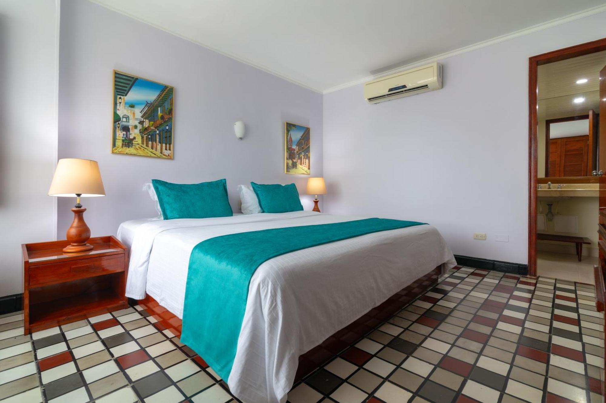Hotel Bahia Cartagena Bagian luar foto